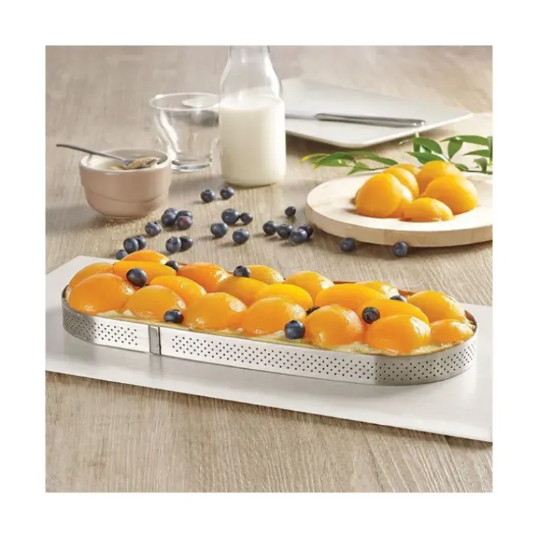 Cercle perforé forme Oblong 27 x 8 cm de L'école Valrhona par De Buyer