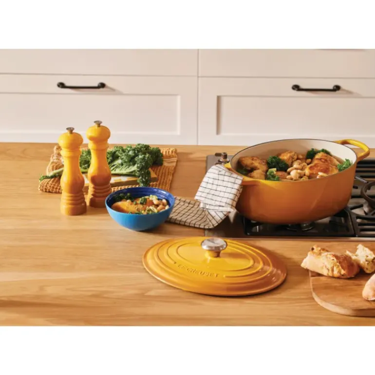 Cocotte en fonte Ovale 29 cm Nectar Le Creuset Signature