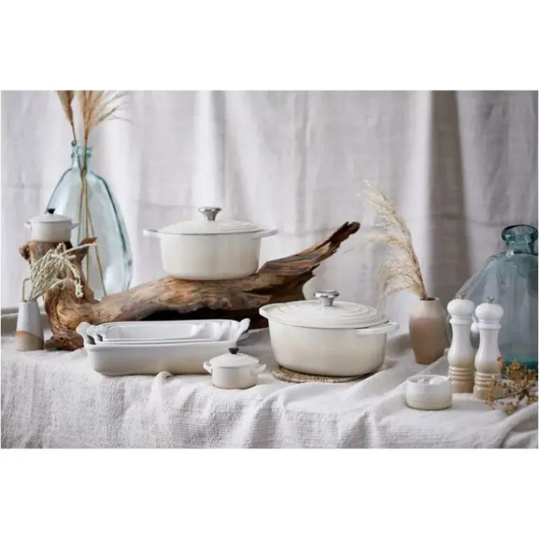 Cocotte en fonte Ovale 31 cm Meringue Signature Le Creuset
