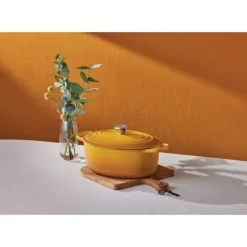 Cocotte en fonte Ovale 31 cm Nectar Le Creuset Signature
