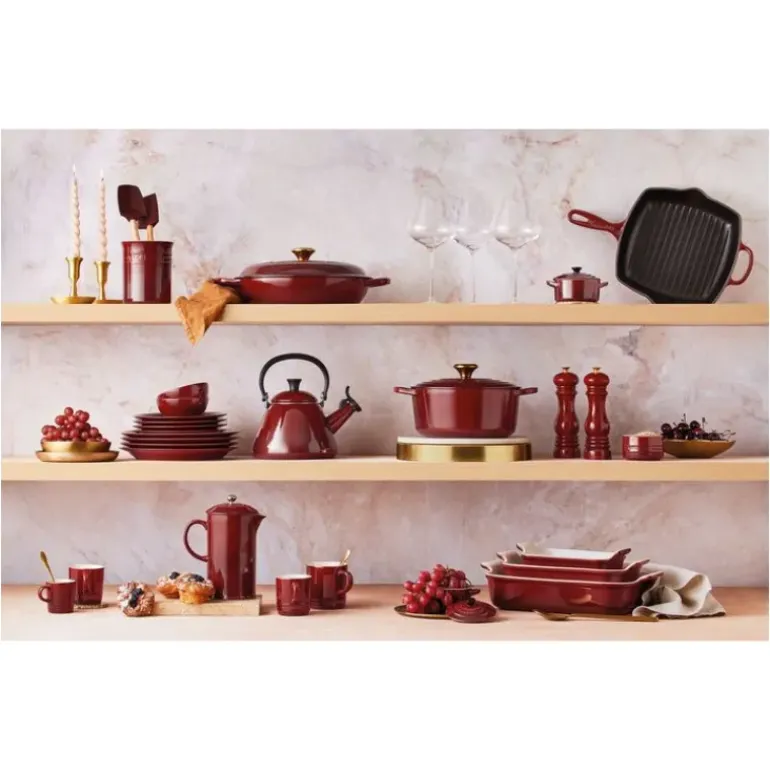 Cocotte en Fonte Ovale 29 cm Garnet Bouton Doré Le Creuset Signature