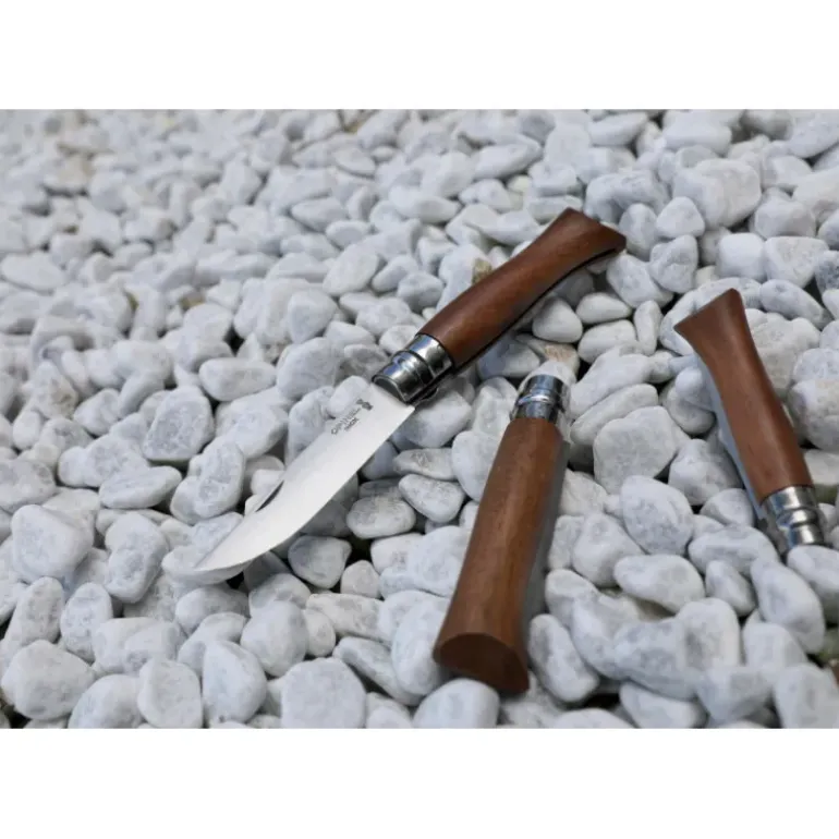 Couteau N°9 avec Manche en Noyer Opinel