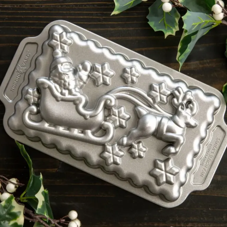 Moule à Cake Traineau du Père-Noël Silver Nordic Ware