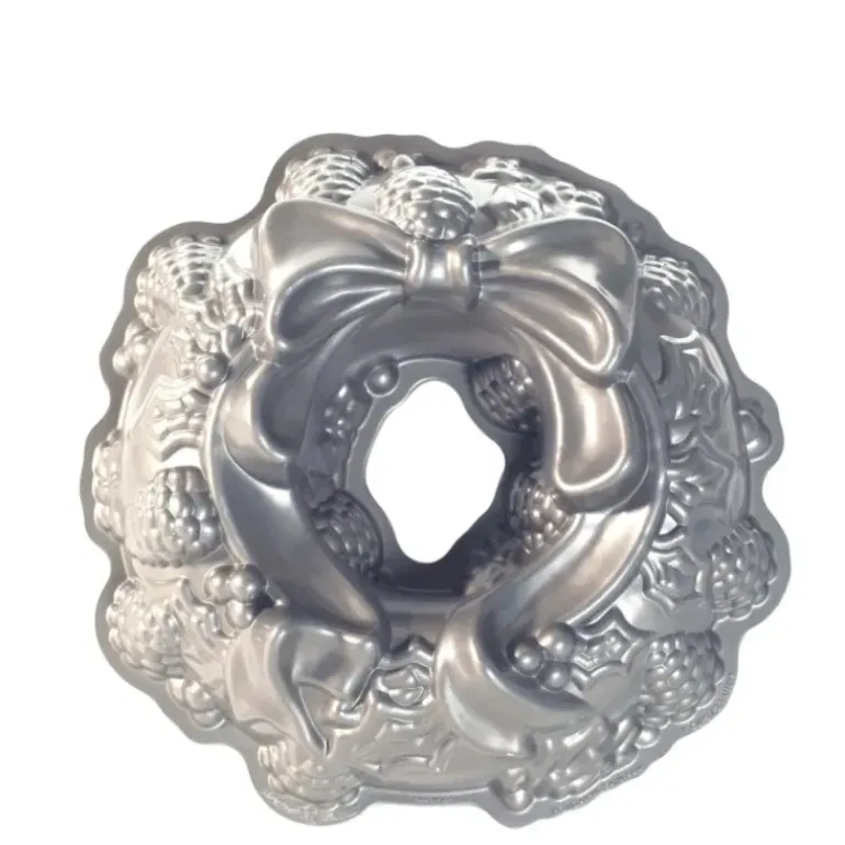 Moule à Gâteau Bundt Couronne de Noël Silver Nordic Ware