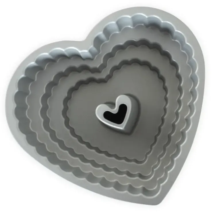 Moule à Gâteau Bundt Cœur 3 Étages Toffee Nordic Ware
