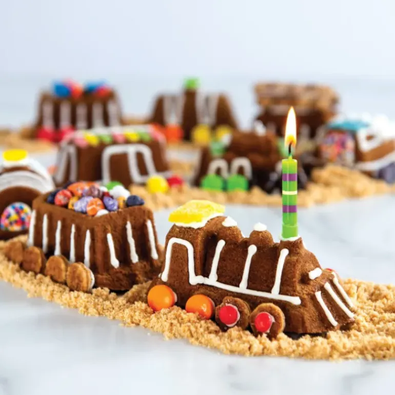 Moule à Gâteaux Petit Train (x9) Pro Cast Nordic Ware