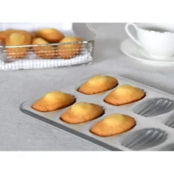 Moule 20 Madeleinettes Fer Blanc Gobel