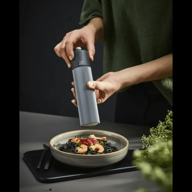 Moulin à Poivre Line 22 cm Carbone Peugeot
