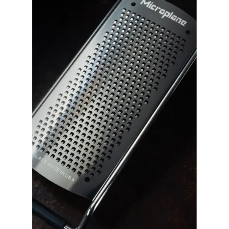 Râpe Fine Gourmet Noir Microplane