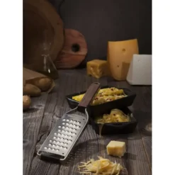 Râpe Très Gros Grains Master Manche en Bois Microplane