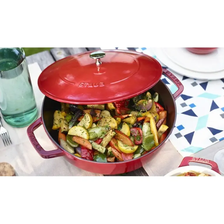 Sauteuse en Fonte Chistera 28 cm Rouge Cerise Staub